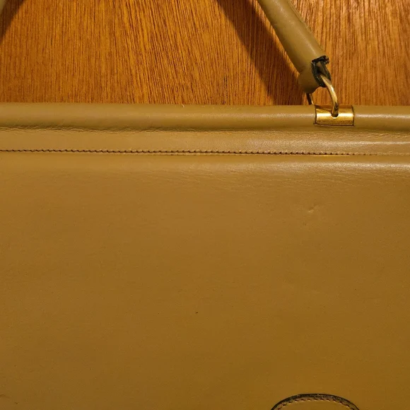 Vintage Gucci Tan Beige Leather Handbag - Picture 10 of 14
